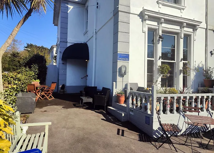 Garway Lodge Guest House